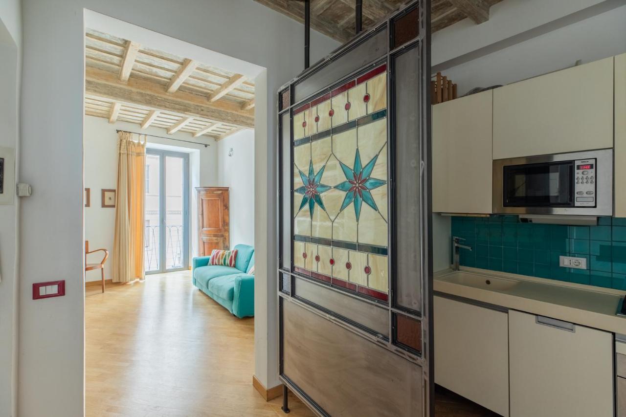Appartement Iflat Colorful And Wood Near The Synagogue *